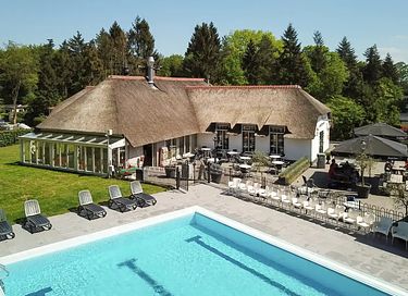 Leuke lodge met privé hottub in de natuur - 15