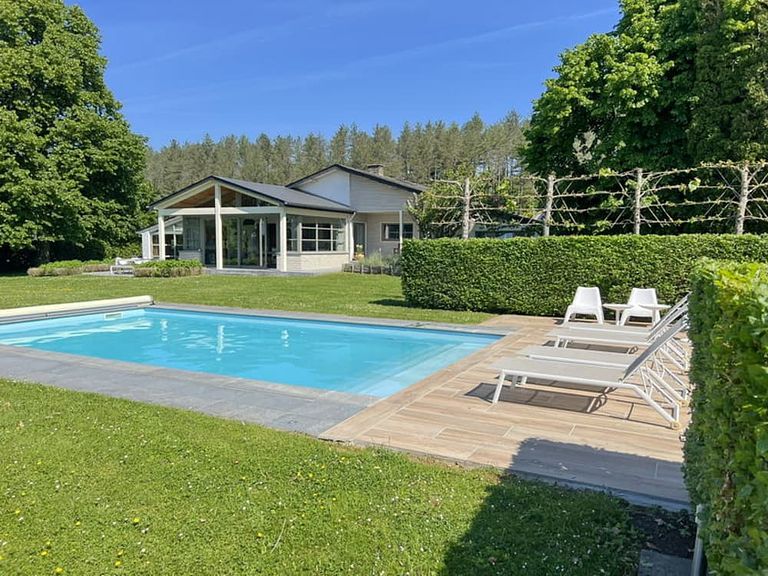 Ruime villa met zwembad, sauna en grote tuin - 1