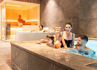 Familiehuis met eigen zwembad en wellness - 3