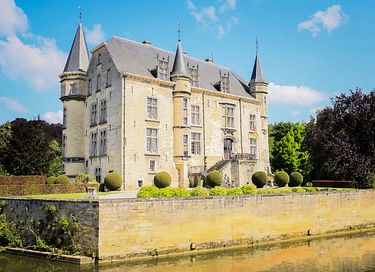 Chambre d'hôtel historique dans un beau château