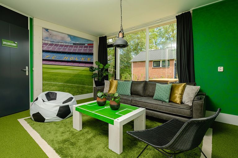 Bungalow unique pour enfants sur le thème du football - 1