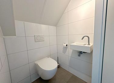 Spacious holiday home near the beach and sea - 25