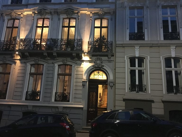 Appartement urbain élégant avec jacuzzi - 1