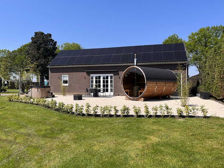 B&B with hot tub, sauna and privacy - 1