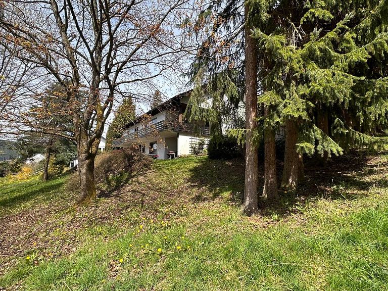 Villa de groupe avec grand jardin et vue - 1