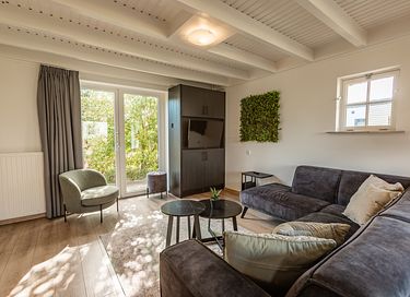 Detached vacation home on a nice park - 9