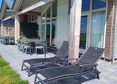 Waterfront family home in Friesland - 2