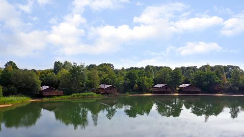 Tente glamping unique (8p) au bord d'un lac - 4