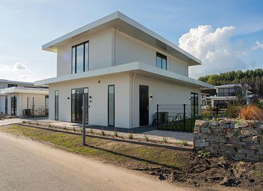 Luxury waterfront villa with private jetty - 2