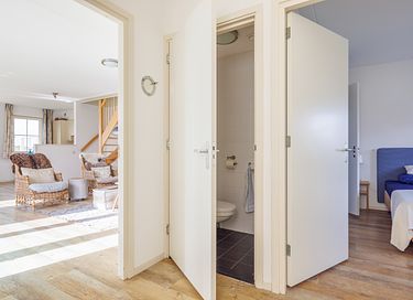Spacious vacation home near beach on Ameland - 10