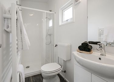 3-persoons lodge gelegen aan het water - 12