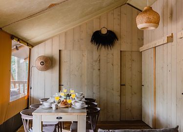 Luxury glamping lodge with private hot tub - 6