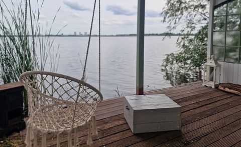 Chalet en pleine nature au bord de l'eau - 2