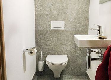Geräumige Wohnung in denkmalgeschütztem Gebäude - 23