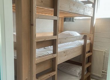 Bungalow met omheinde tuin dichtbij zee - 23