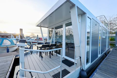 Tiny house op het water in Amsterdam (4p) - 2