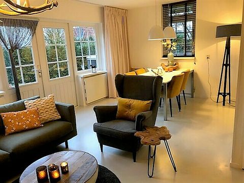 Vacation home with sauna and hot tub for 4 - 5