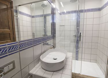 Holiday villa with swimming pool (11 persons) - 15