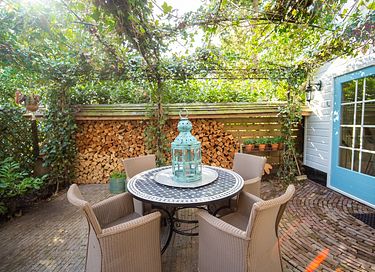 Nature cottage with private sauna in Laren - 15