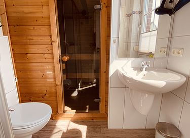 Vakantiehuis met sauna vlakbij het strand - 9