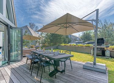 House with hot tub and outdoor shower - 23