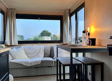 Moderne tiny house på den belgiske landsbygd - 9