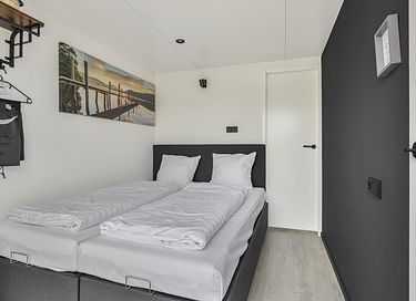 Husbåd med tagterrasse og hottub - 12