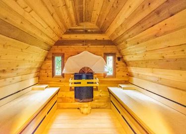 Luxe en rustieke B&B met jacuzzi en sauna - 9