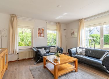 Holiday home Texel with large garden - 4