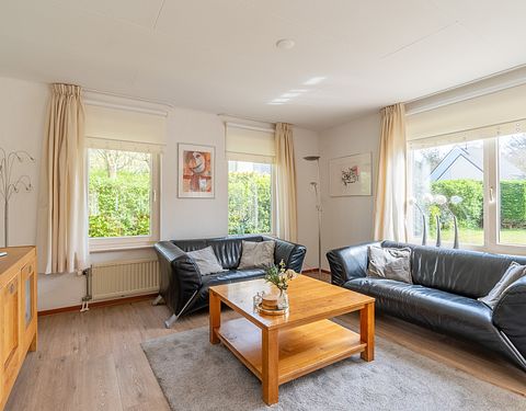 Holiday home Texel with large garden - 4