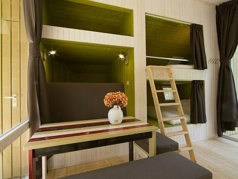 Trek-in cabin at an Overijssel campsite - 4