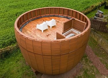 Unique accommodation with built-in jacuzzi - 21