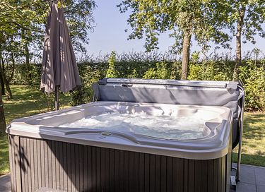 Vakantiehuis (4p) met jacuzzi en buitensauna  - 2