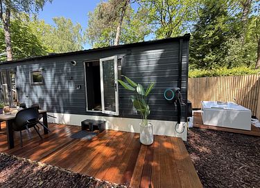 Chalet en pleine nature avec jacuzzi extérieur - 15