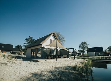 Luxe vakantiehuis dicht bij het strand (6p)
