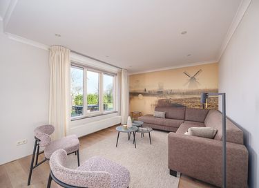 Luxury group accommodation with sauna and hot tub - 10