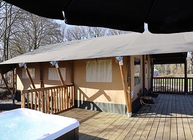 Safarizelt mit Jacuzzi in schönem Ferienpark - 14