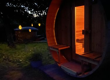 Gemütlicher Zirkuswagen mit Whirlpool - 20