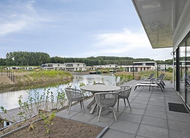 Luxe villa met sauna aan het water - 2