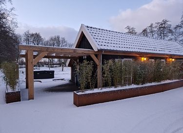 Luxe kapschuur in Friese natuur met jacuzzi - 25