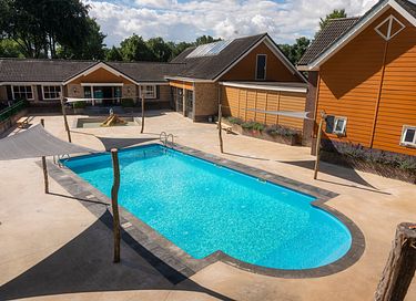 Wellness-Ferienhaus mit Whirlpool und eingezäuntem Garten - 18