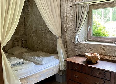 Unique hobbit house on a nice vacation park - 7