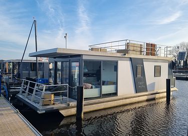 Vakantie woonboot aan het Sneekermeer - 31