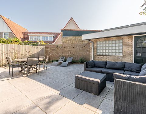 Résidence familiale avec jardin et terrasse - 3