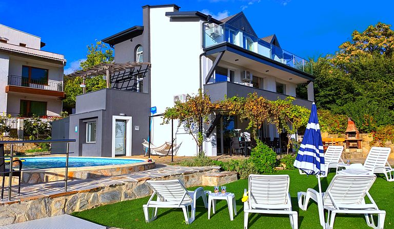 Villa de luxe avec piscine privée et vue sur la mer - 1