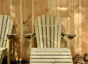 Spend the night in a tucked-away forest cabin - 14