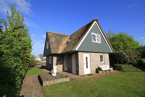 Pet-friendly villa on waterfront - 3