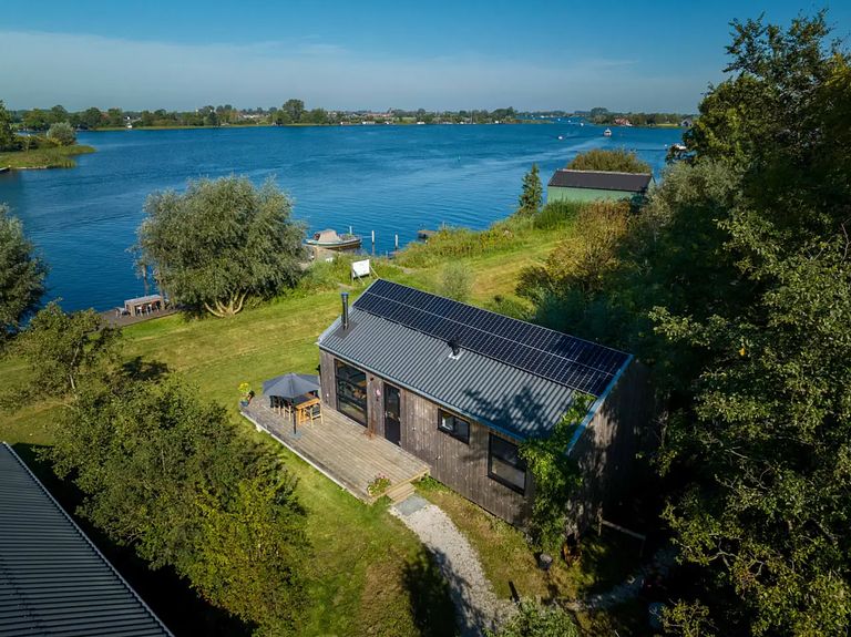 Natuurhuisje direct aan het water - 1