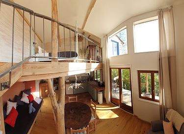 lodge en bois avec vue sur les Pyrénées