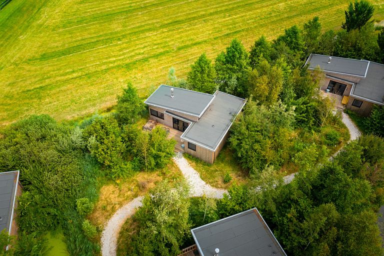 Tiny house in Friesland bij een groot meer - 1